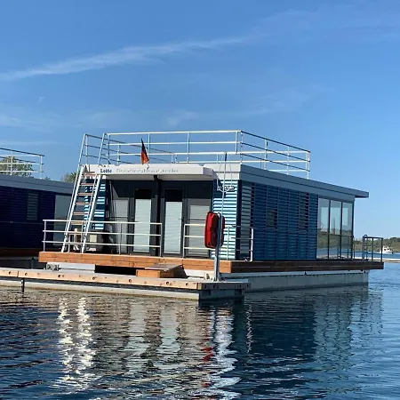 Hausboote Marina