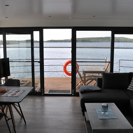 Hausboote Marina *