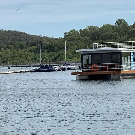 Hausboote Marina Braunsbedra