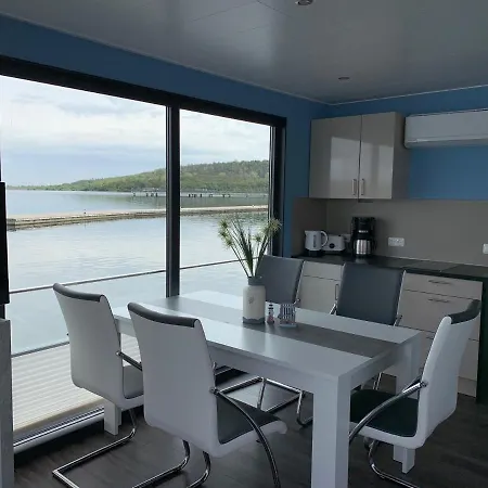Hausboote Marina Prázdninový dům