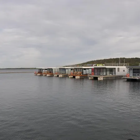 Hausboote Marina Braunsbedra