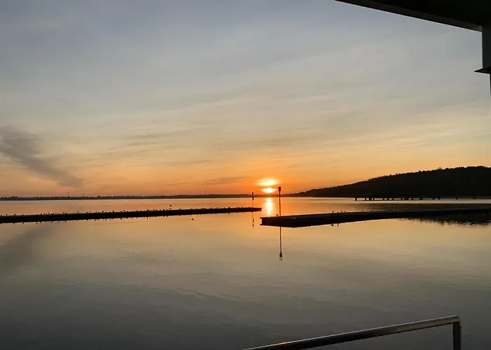 Дом отдыха Hausboote Marina